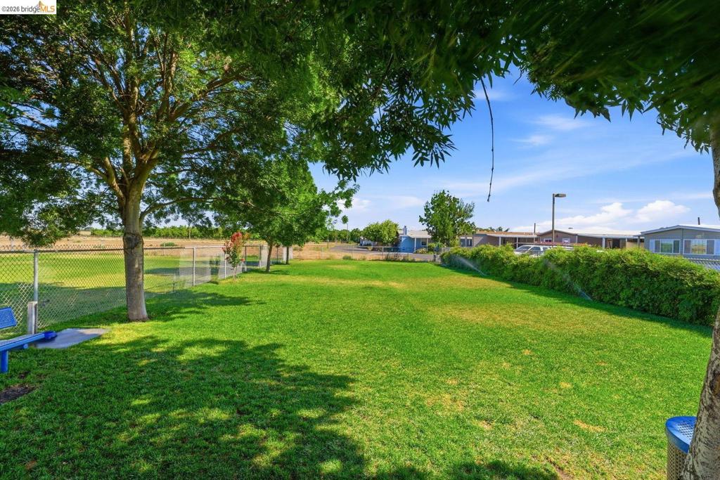 8200 Jantzen RD, Modesto, CA 95357