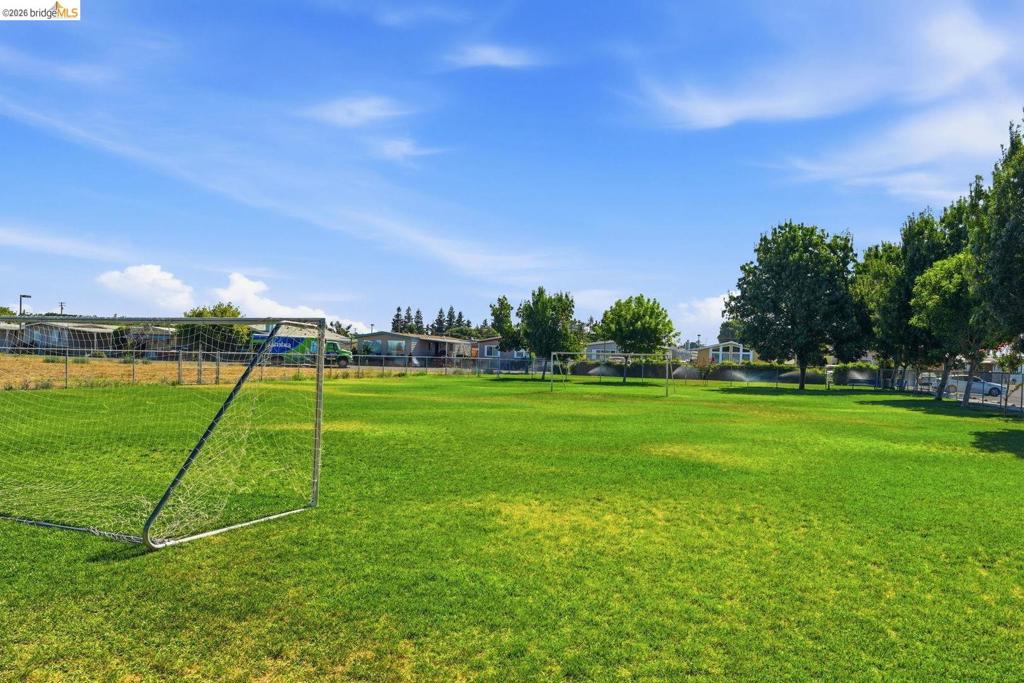 8200 Jantzen RD, Modesto, CA 95357