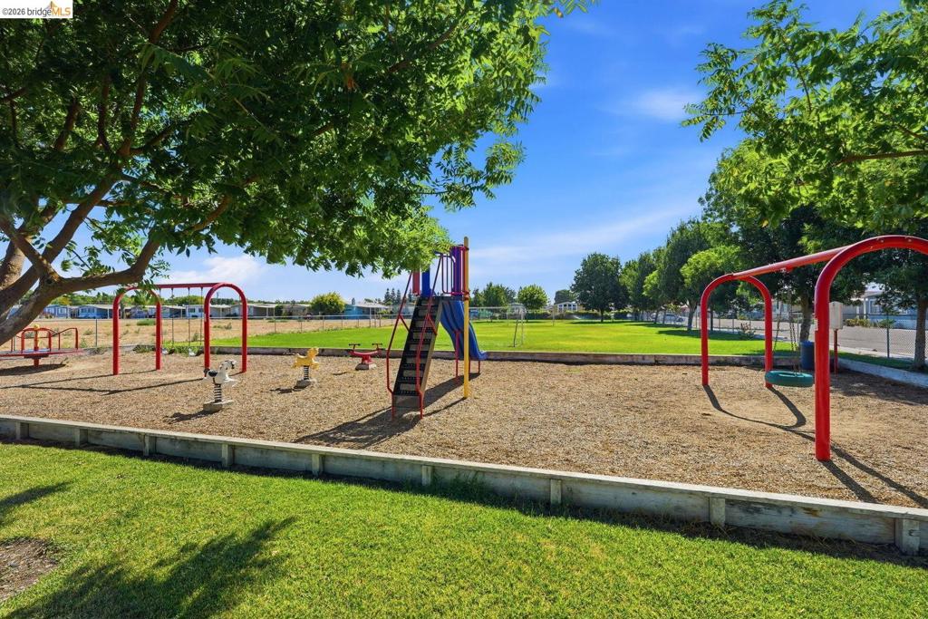 8200 Jantzen RD, Modesto, CA 95357