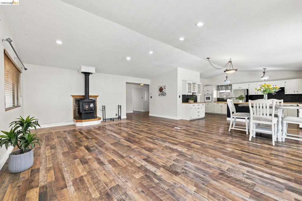 22148 Crystal Falls Dr. West, Sonora, CA 95370