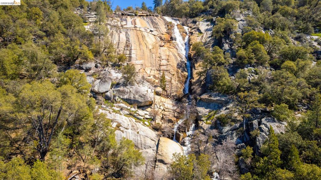 22148 Crystal Falls Dr. West, Sonora, CA 95370