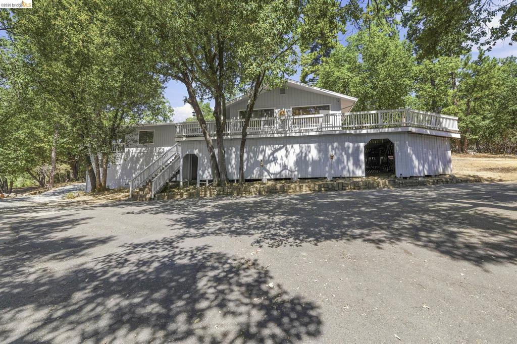 22148 Crystal Falls Dr. West, Sonora, CA 95370
