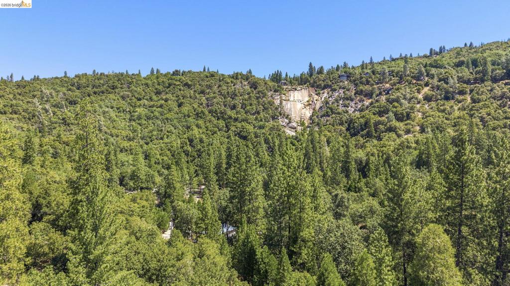 22148 Crystal Falls Dr. West, Sonora, CA 95370