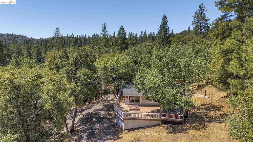 22148 Crystal Falls Dr. West, Sonora, CA 95370