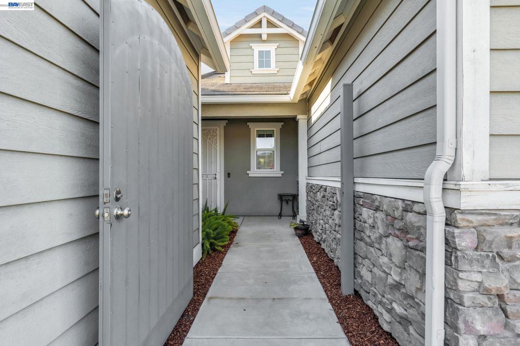 3101 Finchwood Ave, Fresno, CA 93619