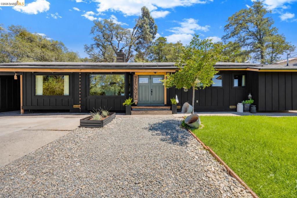 19813 Via Redonda Rd, Sonora, CA 95370-0000