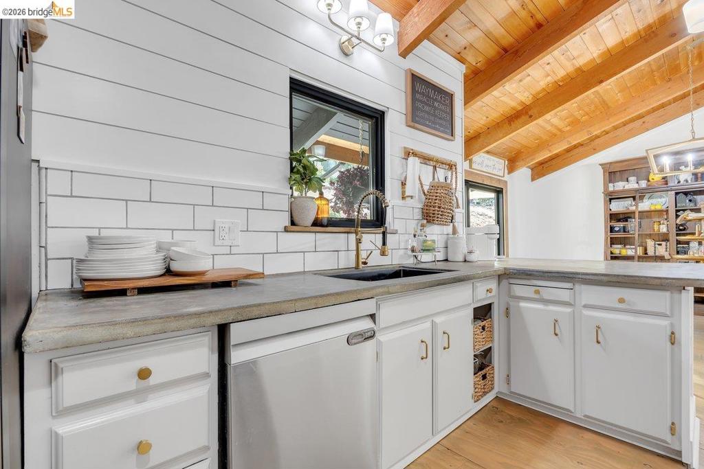 19813 Via Redonda Rd, Sonora, CA 95370-0000