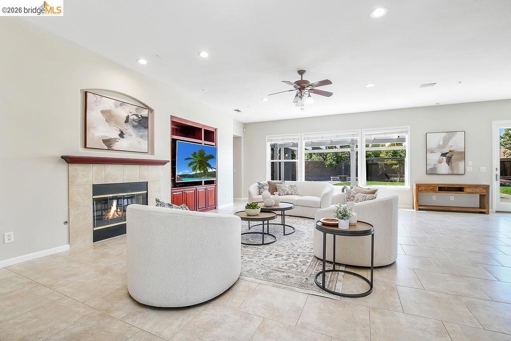 1413 Sweetbriar Ct, Brentwood (CC), CA 94513