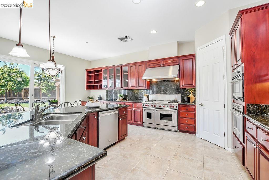 1413 Sweetbriar Ct, Brentwood (CC), CA 94513