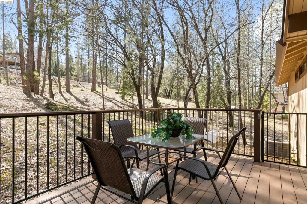 19749 Pine Mountain Dr., Groveland, CA 95321