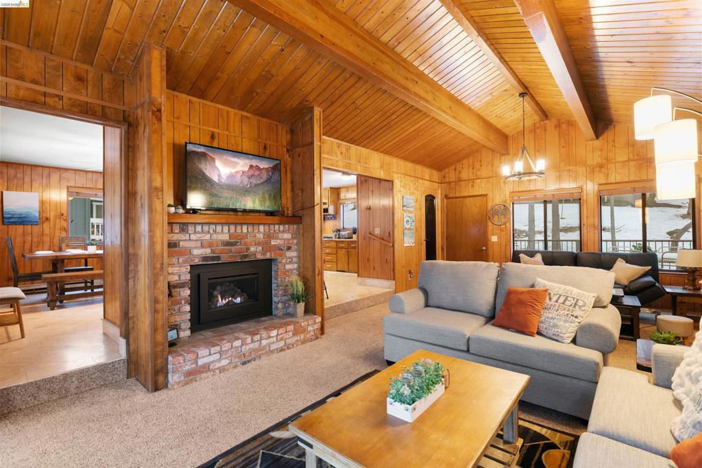 19749 Pine Mountain Dr., Groveland, CA 95321