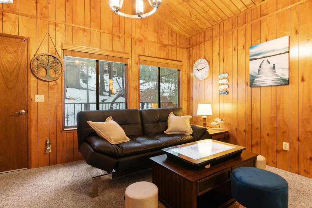 19749 Pine Mountain Dr., Groveland, CA 95321