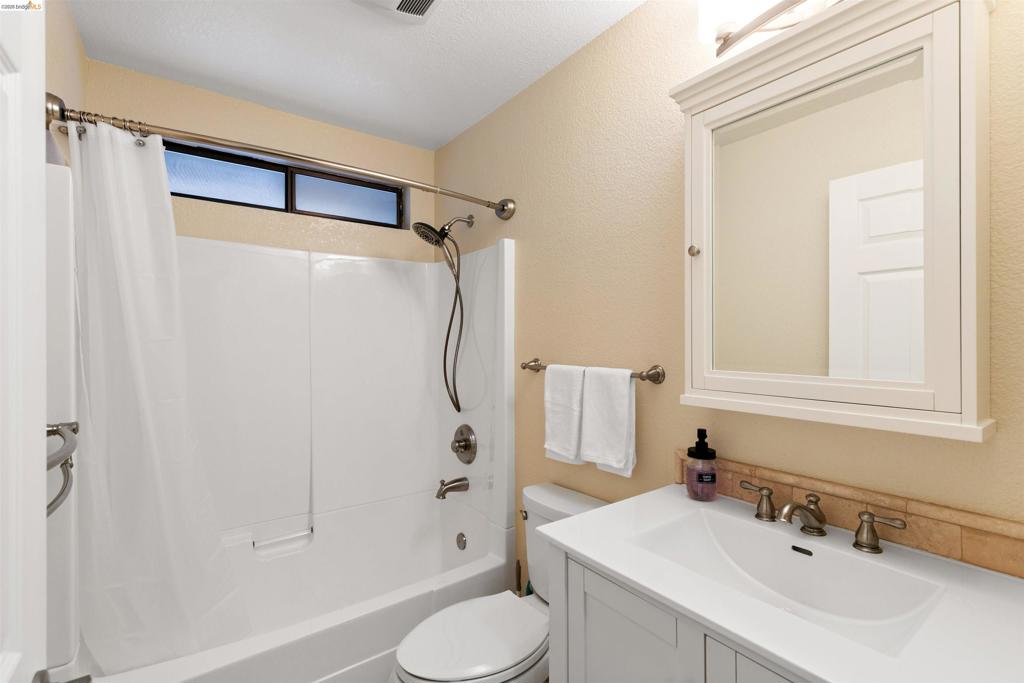 19749 Pine Mountain Dr., Groveland, CA 95321