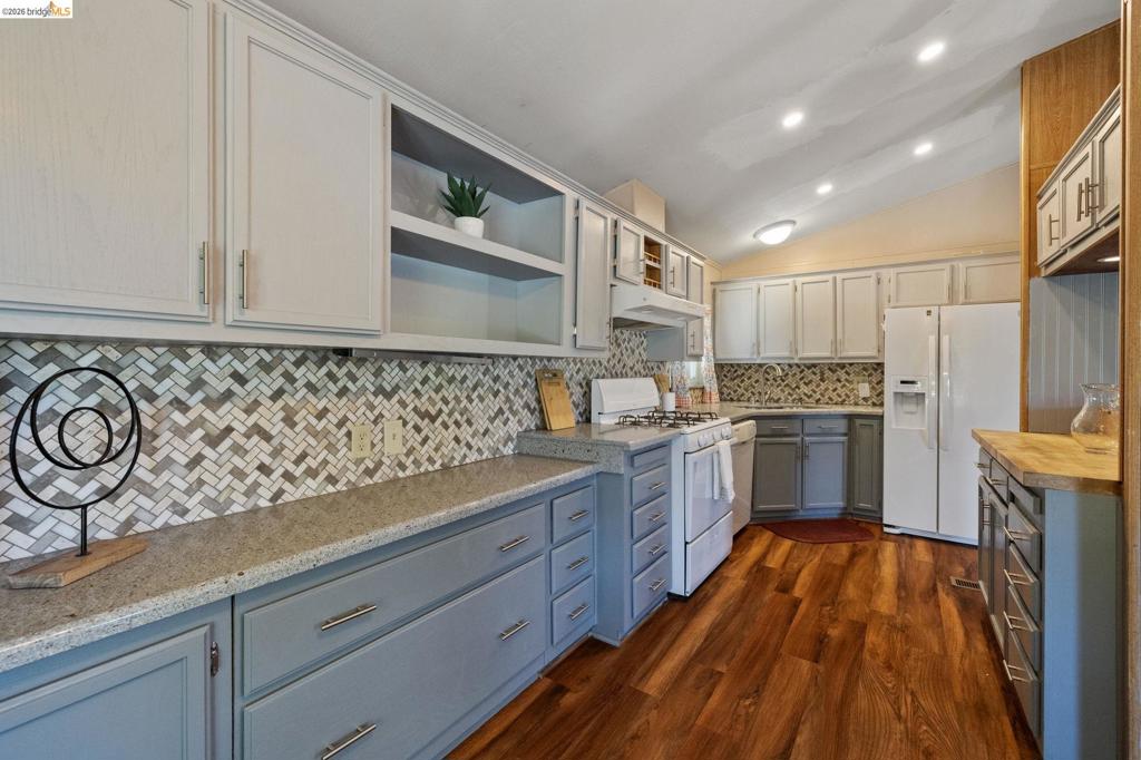 18717 Mill Villa Rd. #414, Jamestown, CA 95327