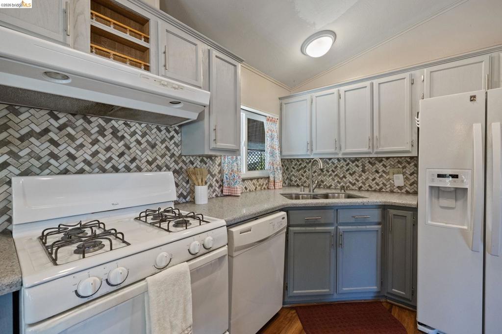 18717 Mill Villa Rd. #414, Jamestown, CA 95327