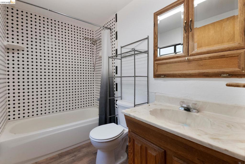 22963 Robertson Ranch Rd, Sonora, CA 95370