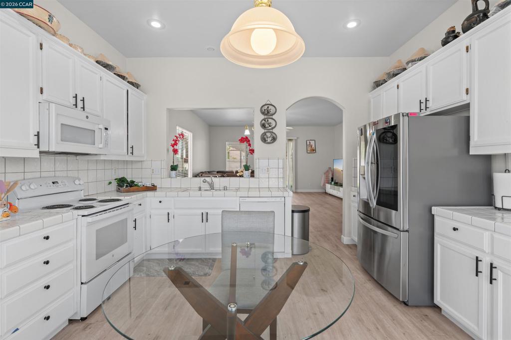 2408 Amber Elm, Modesto, CA 95355