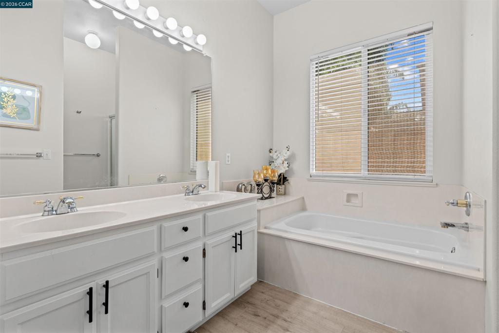 2408 Amber Elm, Modesto, CA 95355