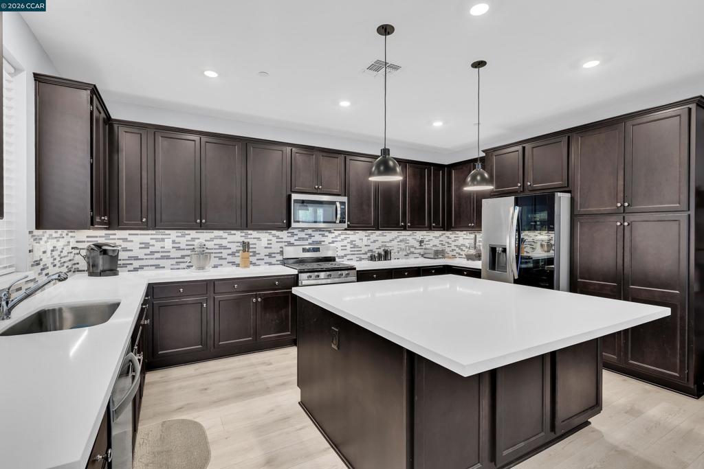 1879 Orfanos Ranch Dr, Brentwood (CC), CA 94513