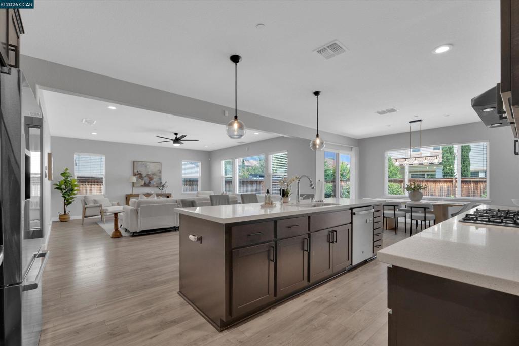 351 Bloomington Ln, Brentwood (CC), CA 94513