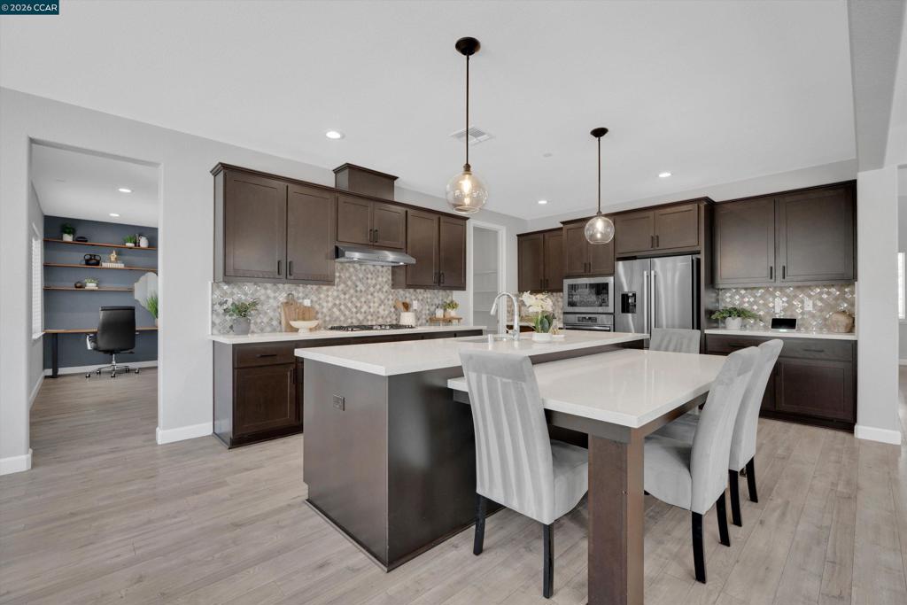 351 Bloomington Ln, Brentwood (CC), CA 94513