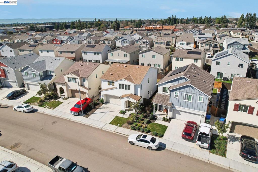 1449 Dorona Ln, Manteca, CA 95336