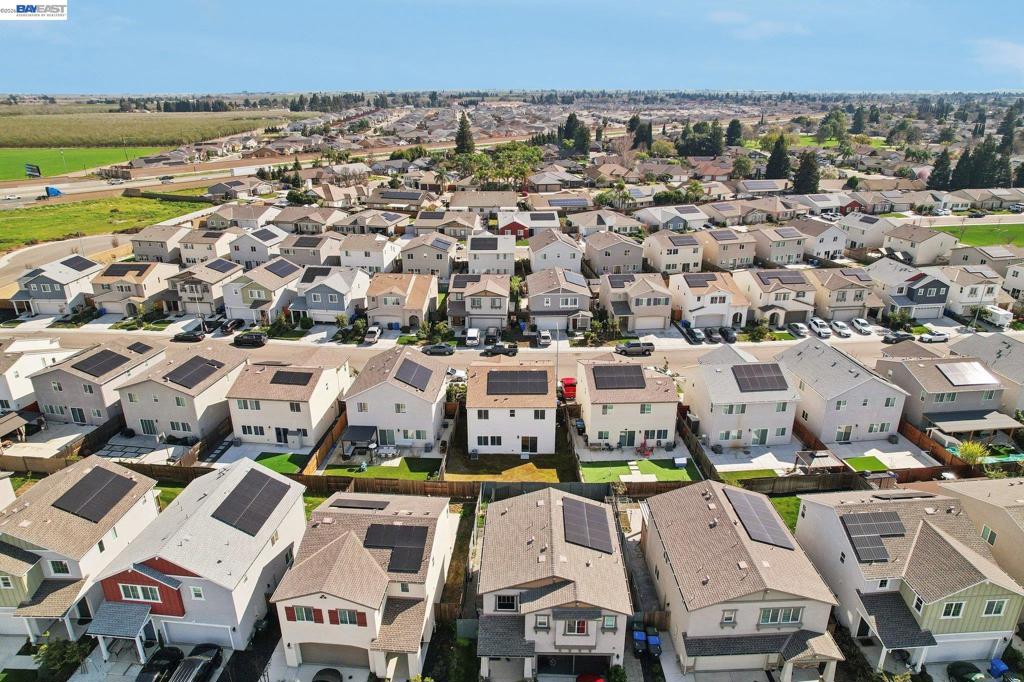 1449 Dorona Ln, Manteca, CA 95336