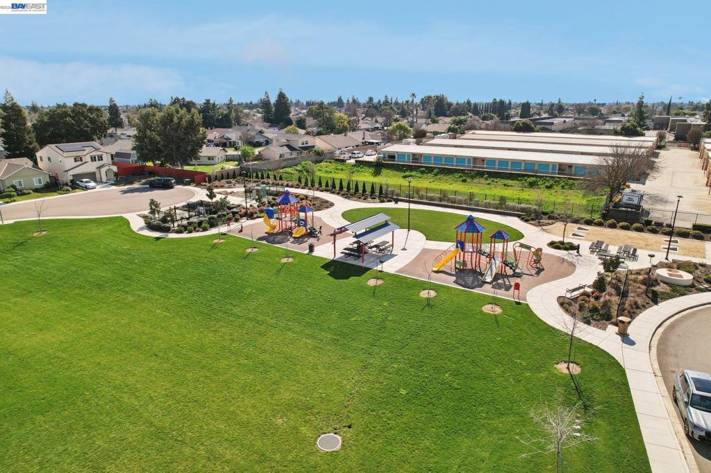 1449 Dorona Ln, Manteca, CA 95336