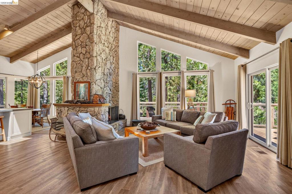 22790 Bret Harte Dr, Twain Harte, CA 95383