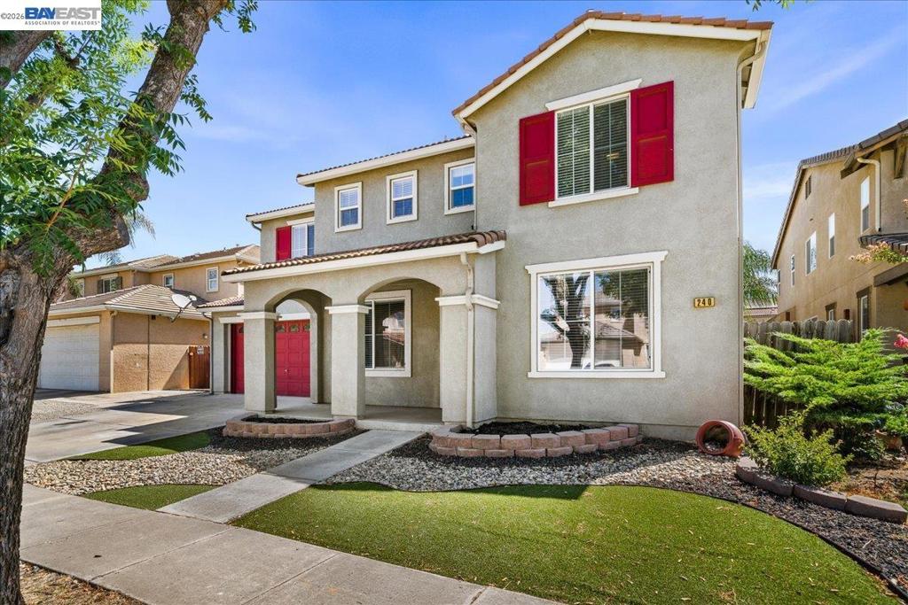 240 Angora St, Patterson, CA 95363