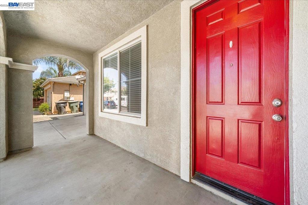 240 Angora St, Patterson, CA 95363