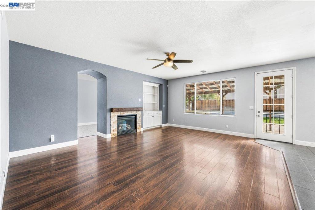 240 Angora St, Patterson, CA 95363