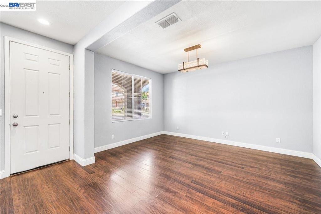240 Angora St, Patterson, CA 95363
