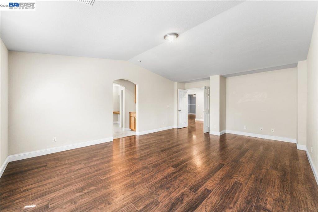 240 Angora St, Patterson, CA 95363