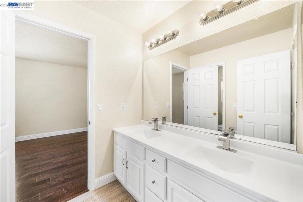 240 Angora St, Patterson, CA 95363