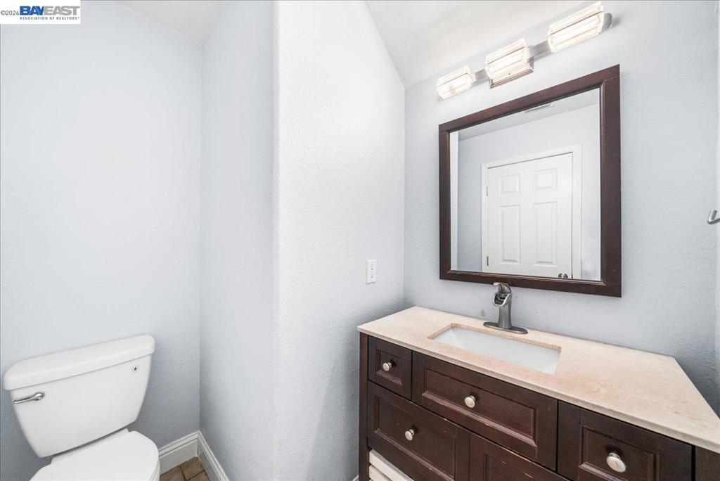 240 Angora St, Patterson, CA 95363