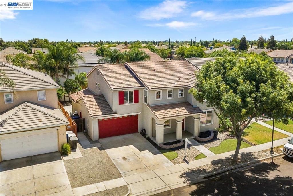 240 Angora St, Patterson, CA 95363