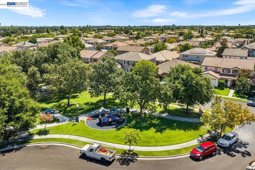 240 Angora St, Patterson, CA 95363