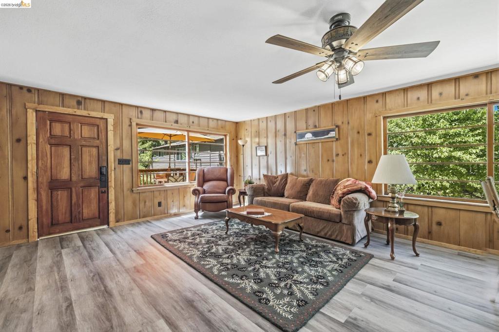 22859 Miners Ave. Two Houses, Twain Harte, CA 95383
