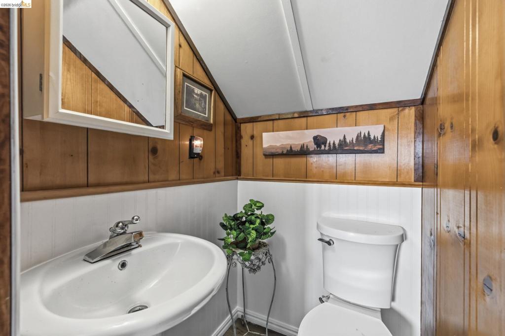 22859 Miners Ave. Two Houses, Twain Harte, CA 95383