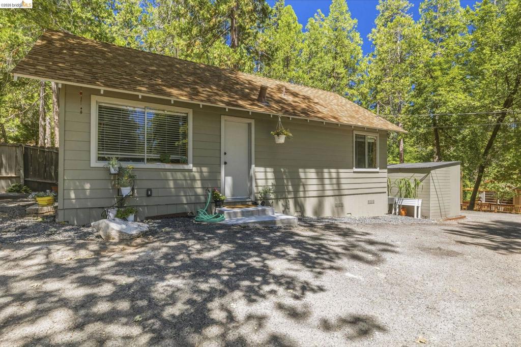 22859 Miners Ave. Two Houses, Twain Harte, CA 95383