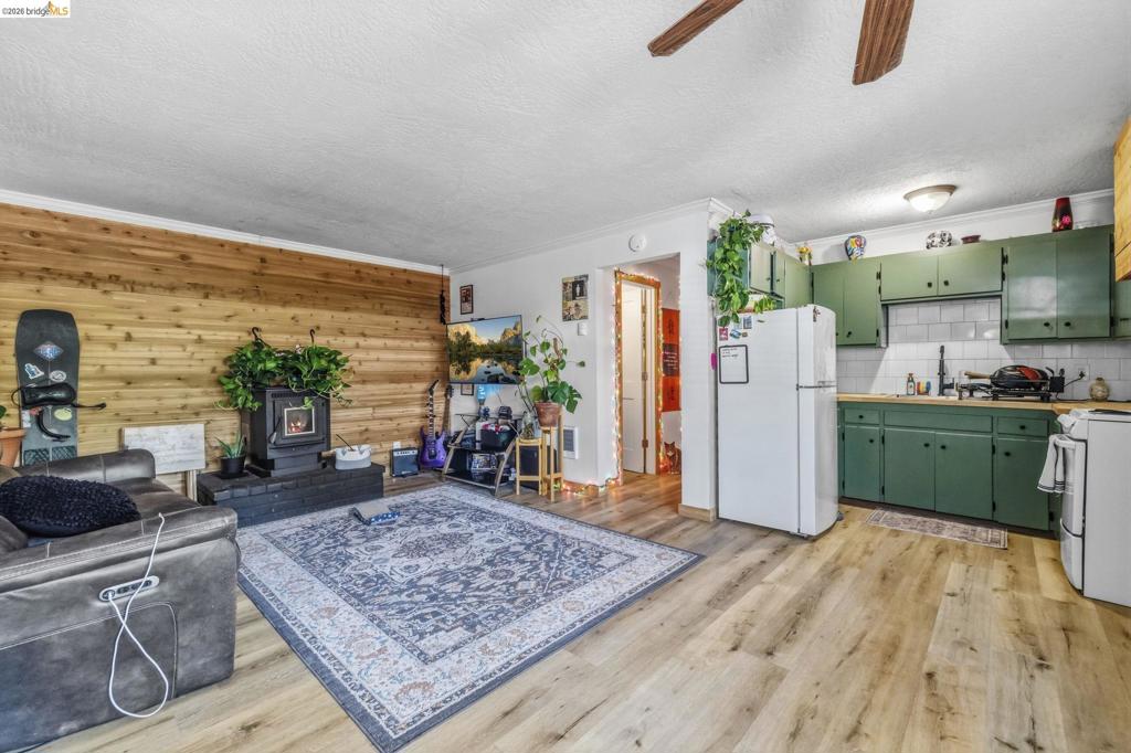 22859 Miners Ave. Two Houses, Twain Harte, CA 95383
