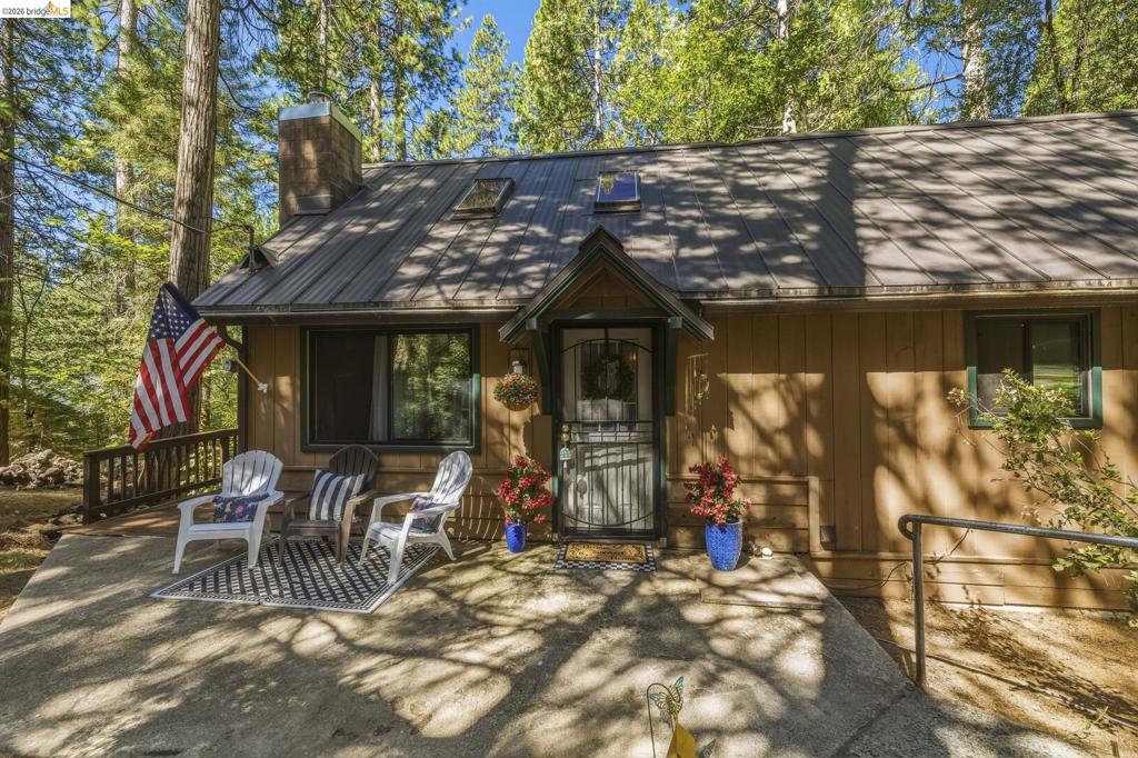 18515 Wildwood Dr, Twain Harte, CA 95383