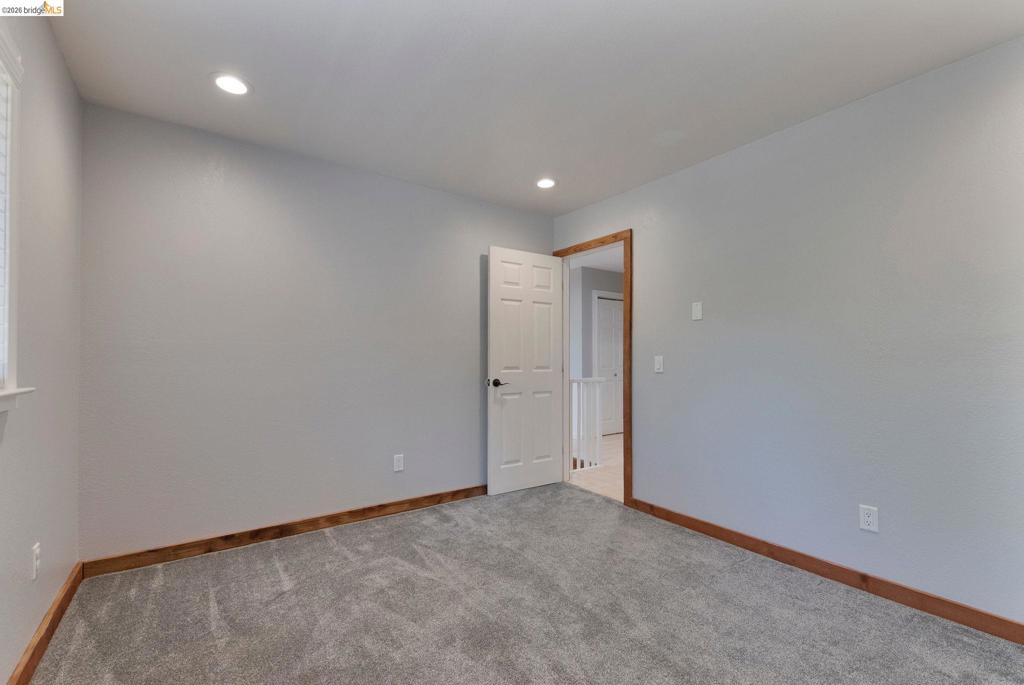 21657 Crystal Lake Dr, Sonora, CA 95370