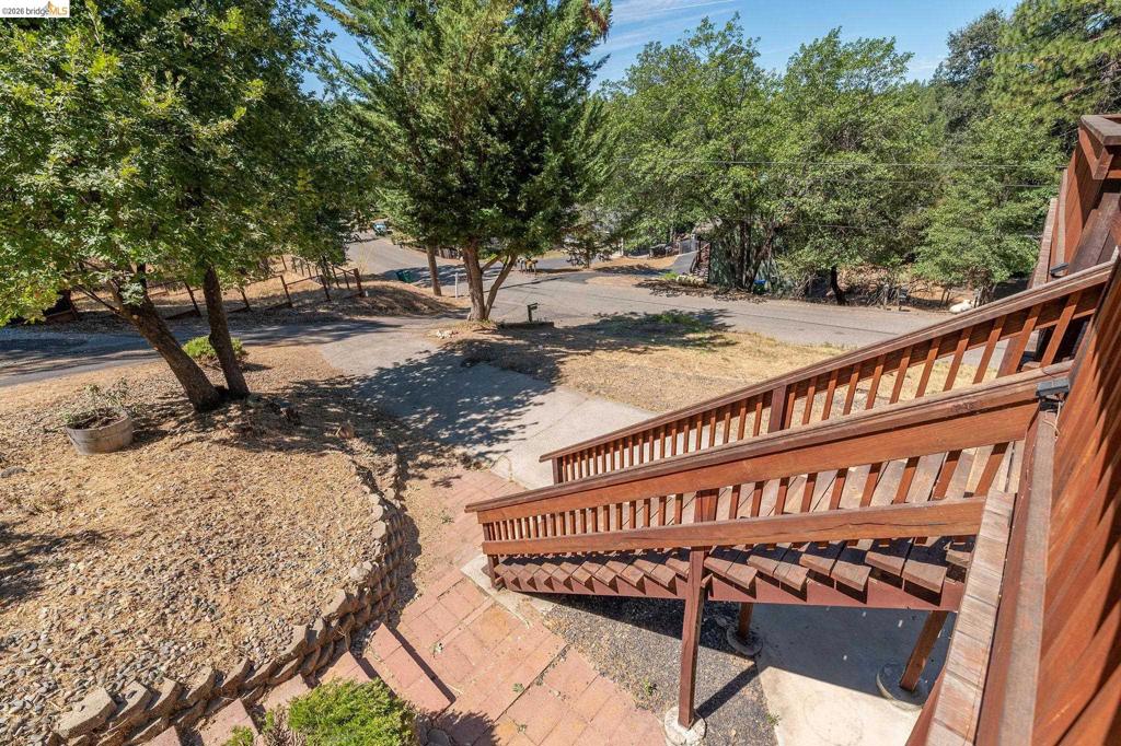 21657 Crystal Lake Dr, Sonora, CA 95370