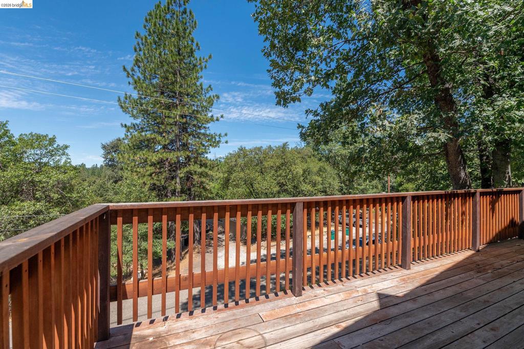 21657 Crystal Lake Dr, Sonora, CA 95370