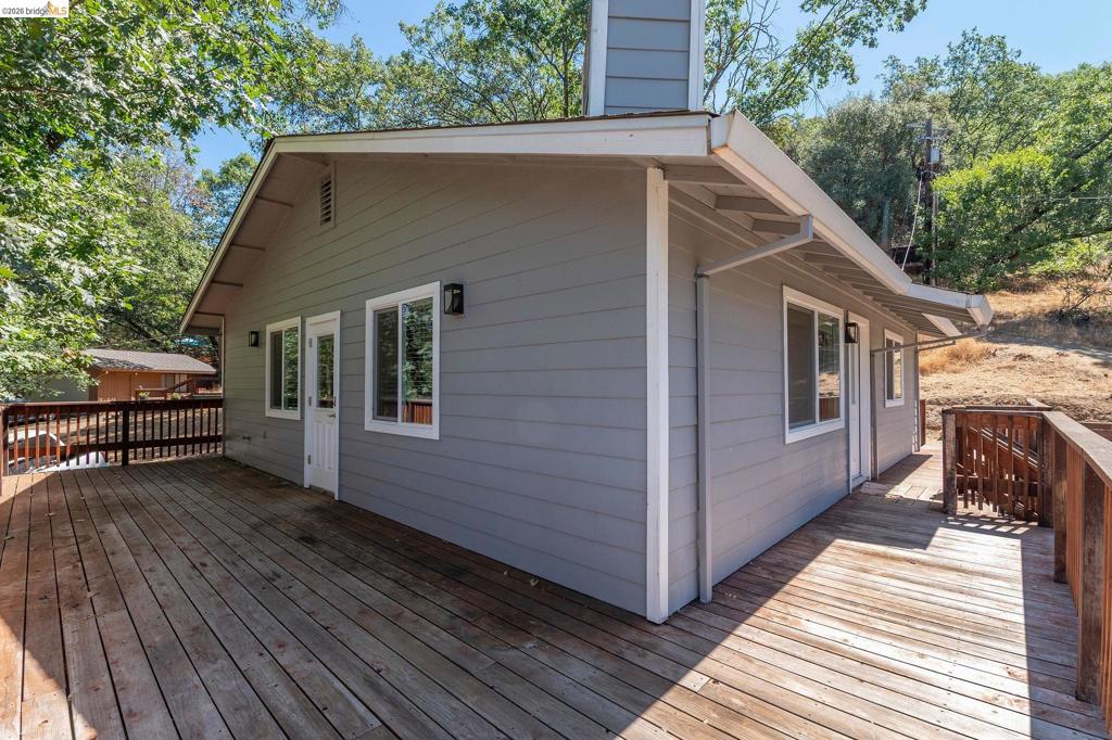 21657 Crystal Lake Dr, Sonora, CA 95370
