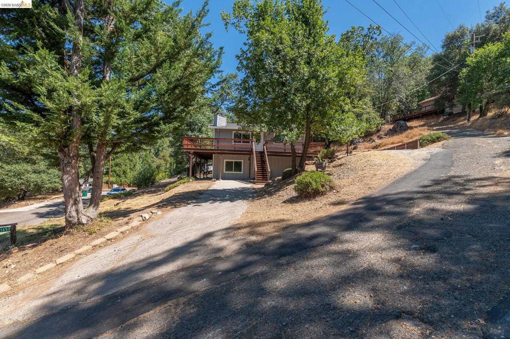 21657 Crystal Lake Dr, Sonora, CA 95370