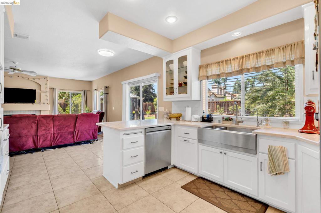 1281 Sea Vista Dr, Brentwood (CC), CA 94513