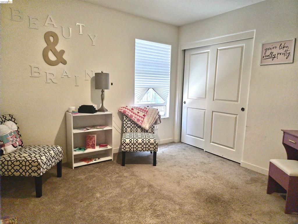 284 Zion Canyon Ct, Merced, CA 95341